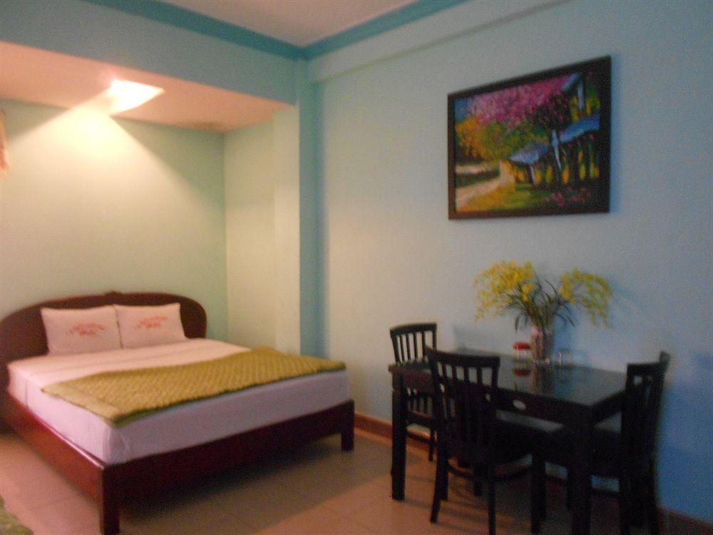 Valentine Hotel Hue Bagian luar foto