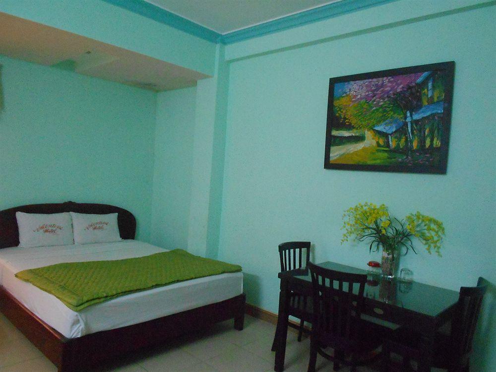 Valentine Hotel Hue Bagian luar foto