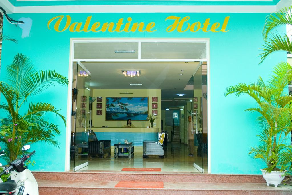 Valentine Hotel Hue Bagian luar foto