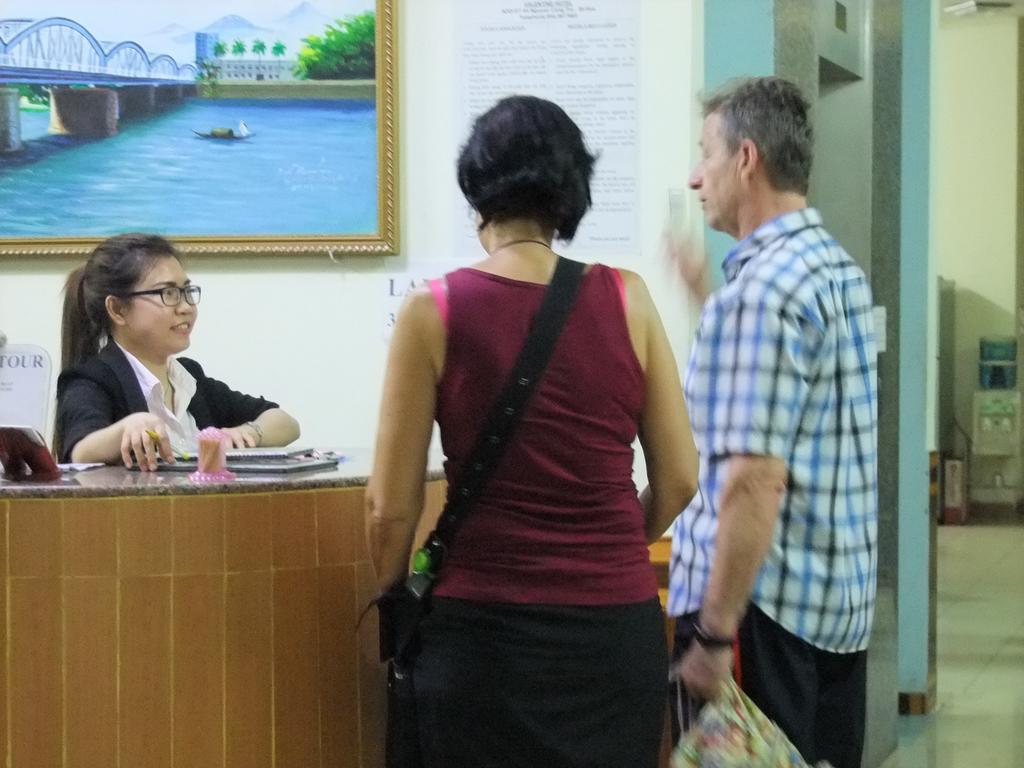 Valentine Hotel Hue Bagian luar foto