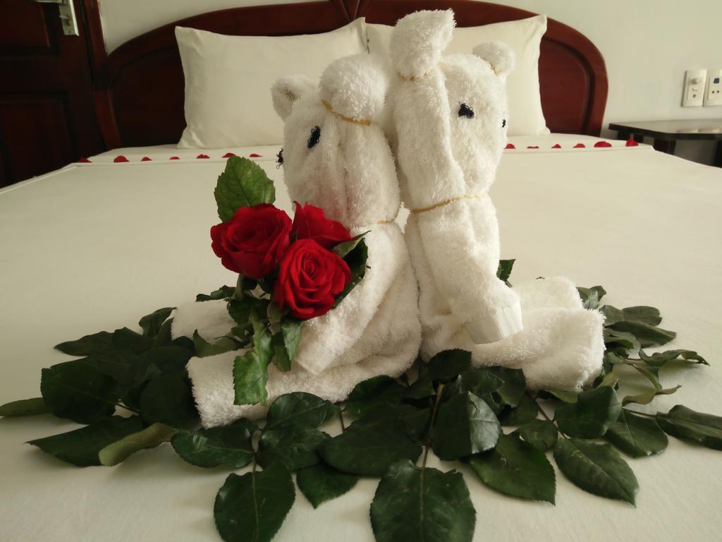 Valentine Hotel Hue Bagian luar foto