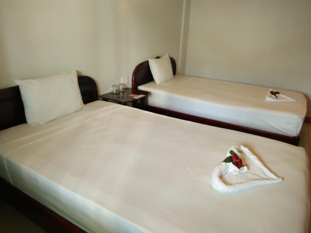 Valentine Hotel Hue Bagian luar foto