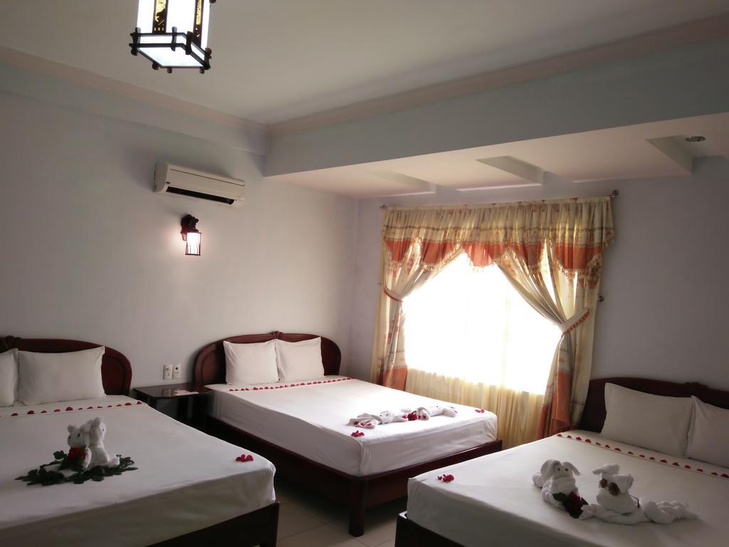 Valentine Hotel Hue Bagian luar foto